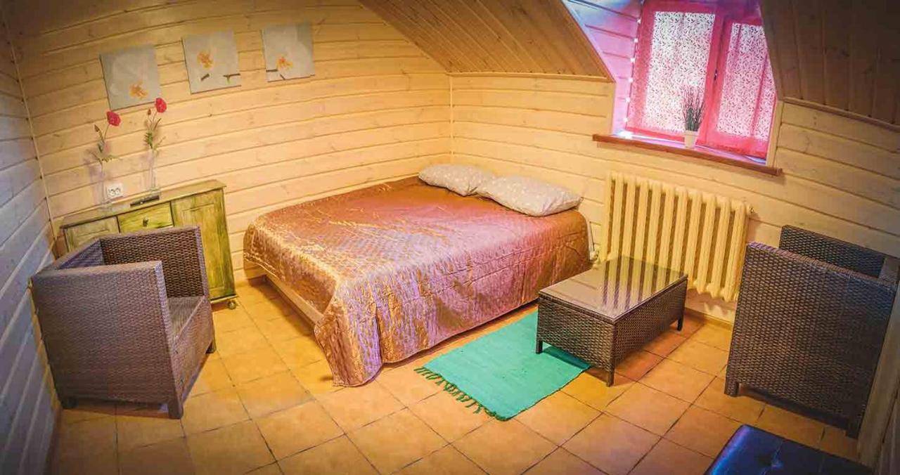 Hotel Bannyi Dvor Uzyn Eksteriør bilde