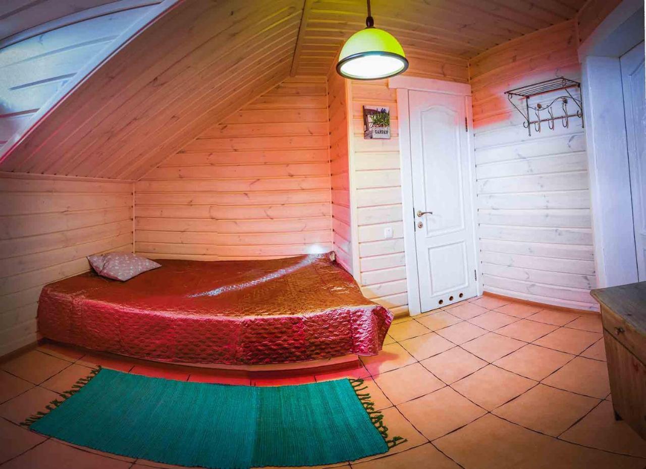 Hotel Bannyi Dvor Uzyn Eksteriør bilde